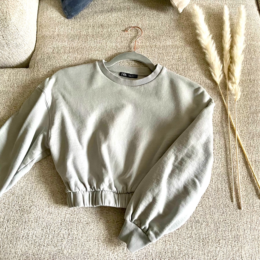 Crewneck croptop from Zara